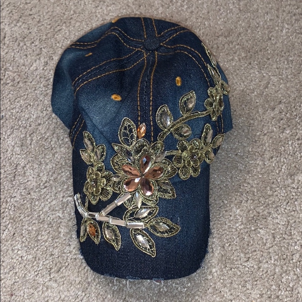 Super cute women’s baseball cap